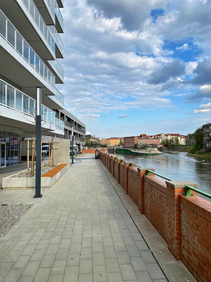Piekny Apartament Nad Odra W Centrum Wroclawia エクステリア 写真